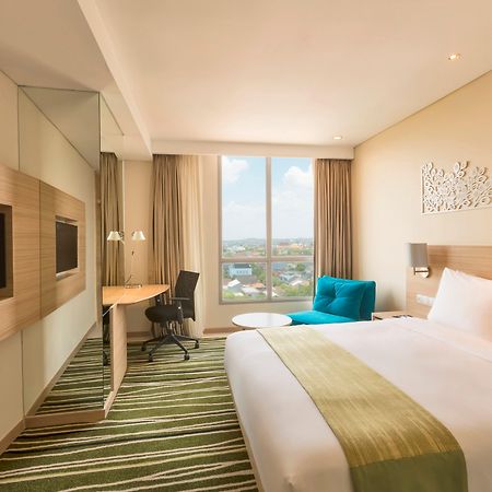 Holiday Inn Express Semarang Simpang Lima By Ihg Kültér fotó