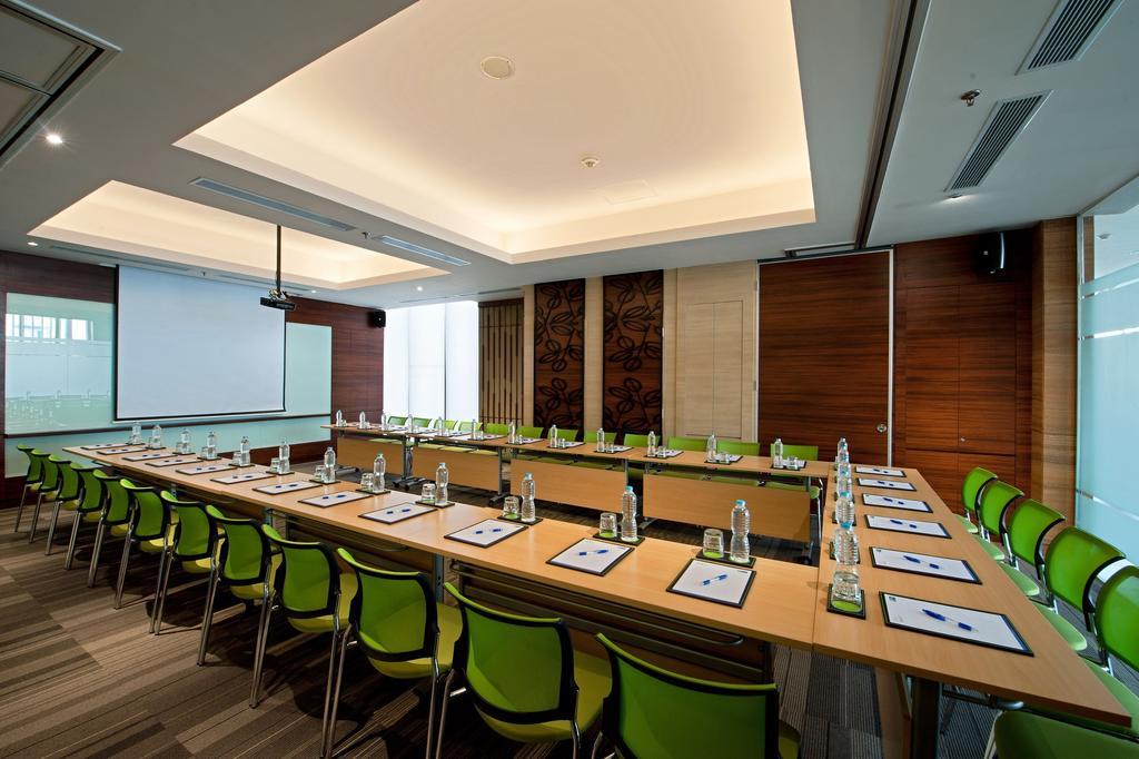Holiday Inn Express Semarang Simpang Lima By Ihg Kültér fotó