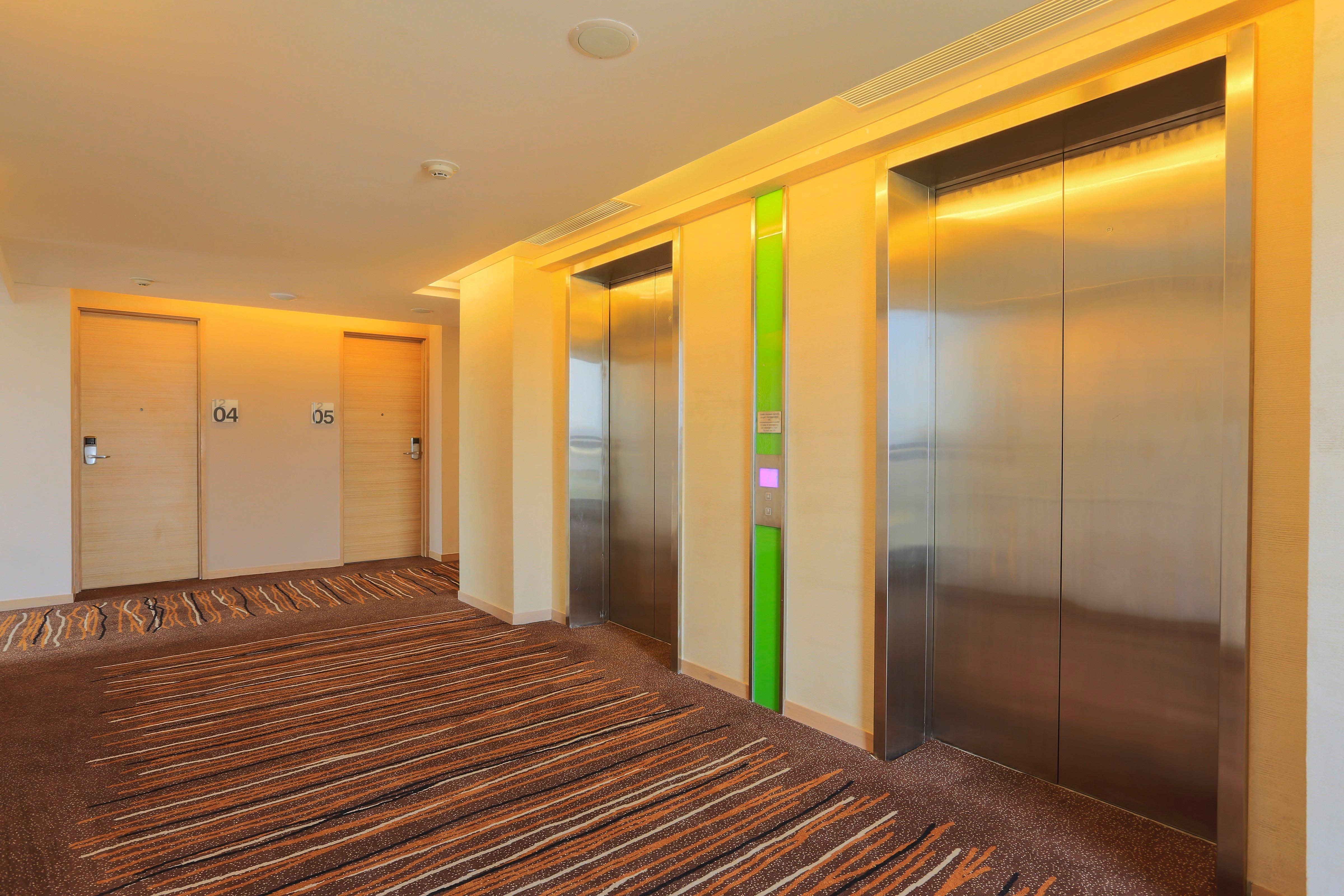 Holiday Inn Express Semarang Simpang Lima By Ihg Kültér fotó
