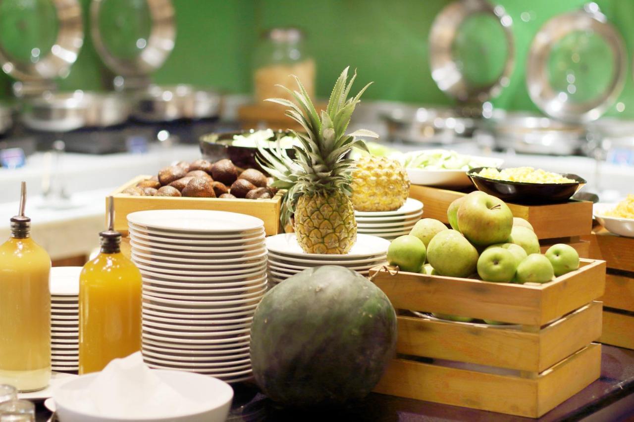 Holiday Inn Express Semarang Simpang Lima By Ihg Kültér fotó